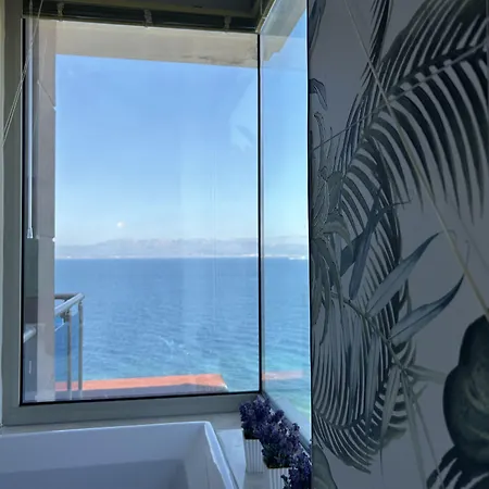 费尔内咖啡与早餐酒店 酒店 Çeşme