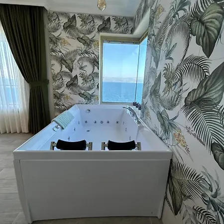 Fener Café & Kahvalti Çeşme