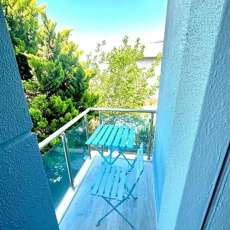 酒店 费尔内咖啡与早餐酒店