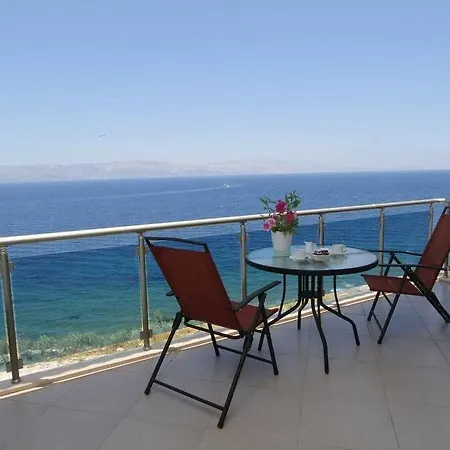 호텔 Fener Cafe & Kahvalti Çeşme