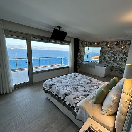 Fener Cafe & Kahvalti Çeşme