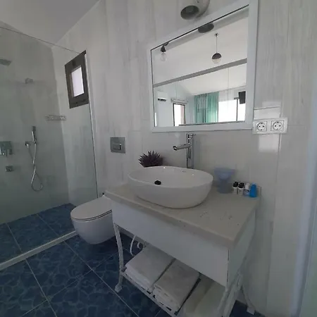 Fener Café & Kahvalti Otel Çeşme
